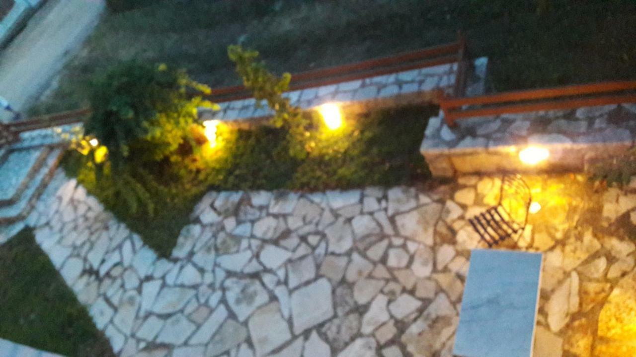 Hostal To Archontiko Tis Nikis Ioánina Exterior foto